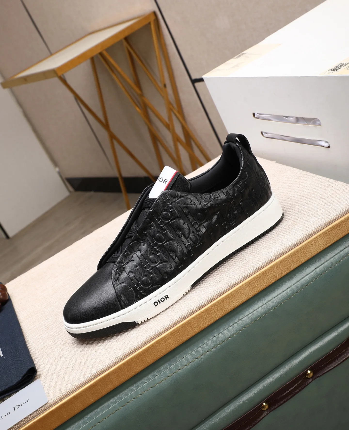 Men's men's shoes💰460 🌹🌹[Dior] 2025 latest model🙈original replica! 👟👟👟You can go to the top-notch workmanship. The upper is made of Italian 🇮🇹imported cowhide. The mesh lining is suitable for travel. The original replica outsole makes it suitable for all kinds of travel, showing low-key luxury. Let quality speak for itself. Color: Size: 38-44